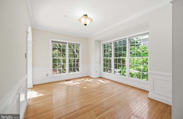 6030 KELSEY COURT Gallery 2