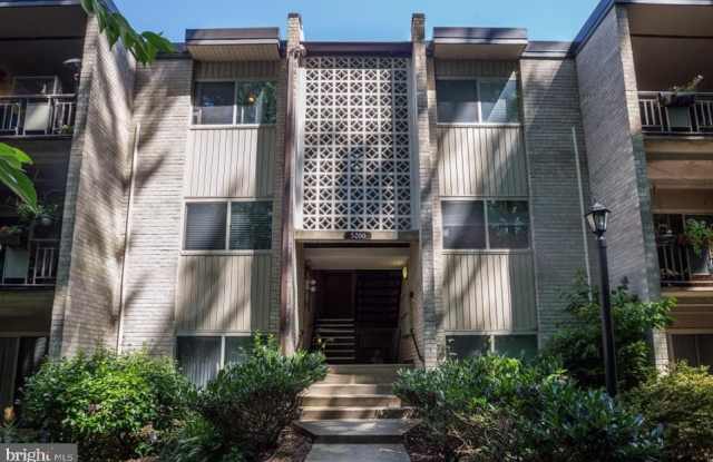 5200 CROSSFIELD Court photos photos