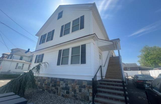 16 E Kupsch Street - 16 East Kupsch Street, Sayreville, NJ 08872 16 E Kupsch Street - 16 East Kupsch Street, Sayreville, NJ 08872