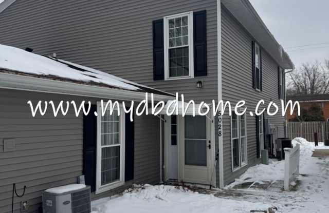 5028 Woodmark Dr photos photos