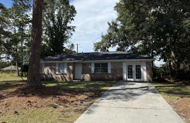 MOVE IN READY - 107 South Robinhood Drive, Chatham County, GA 31406