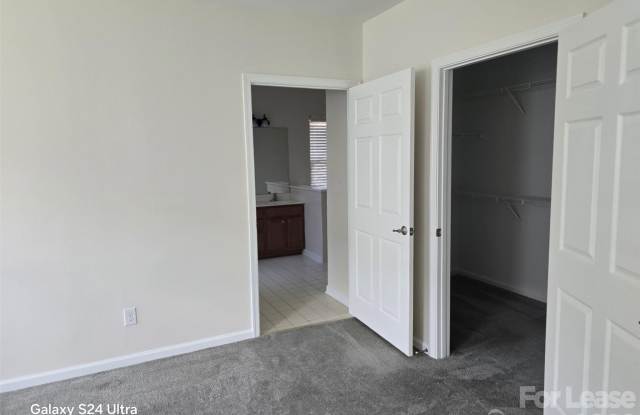 11727 Elizabeth Madison Court Gallery 3