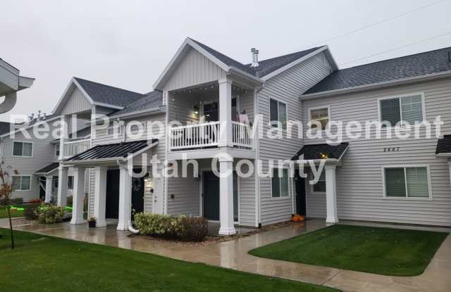 Pet Friendly Springville Condo photos photos