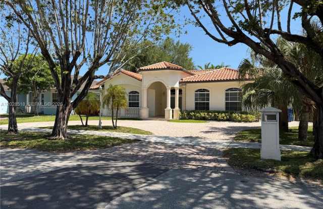 9444 SW 78th St photos photos