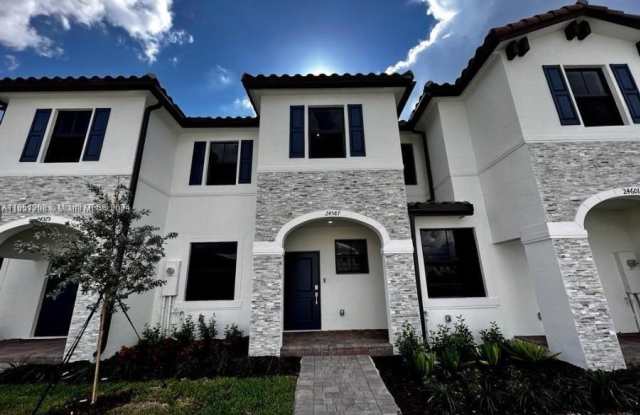 24587 SW 117th Ct - 24587 Southwest 117th Court, Princeton, FL 33032