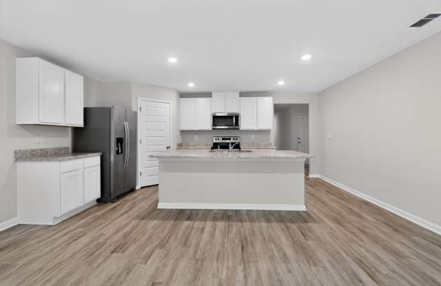 6817 Interlachen Lane Gallery 3