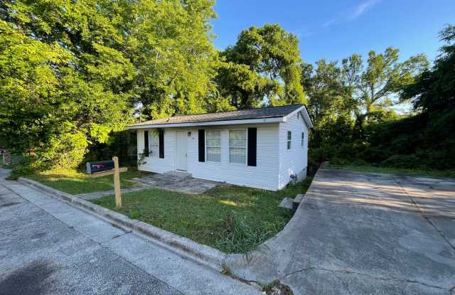 Cozy 3/2 House near Downtown Rome- $1,195 photos photos