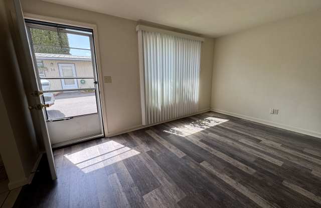 1254 8th St Nw - 1254 8th Street Northwest, Salem, OR 97304
