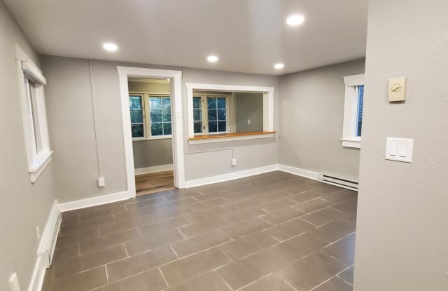 61 Waltham Avenue - 3 photos photos