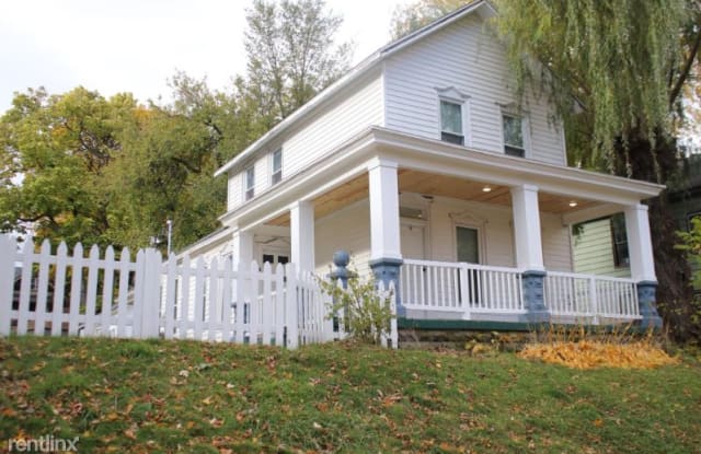 755 Clancy Ave NE - 755 Clancy Avenue Northeast, Grand Rapids, MI 49503