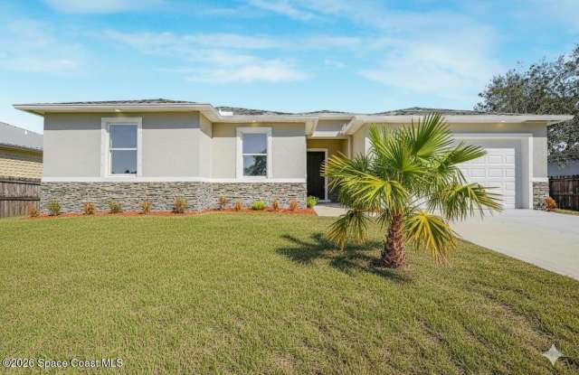 1319 Schneider Street SW Gallery 1