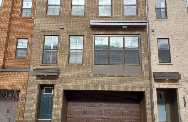 6230 Almerico Pl - 6230 Almerico Place, Lincolnia, VA 22312
