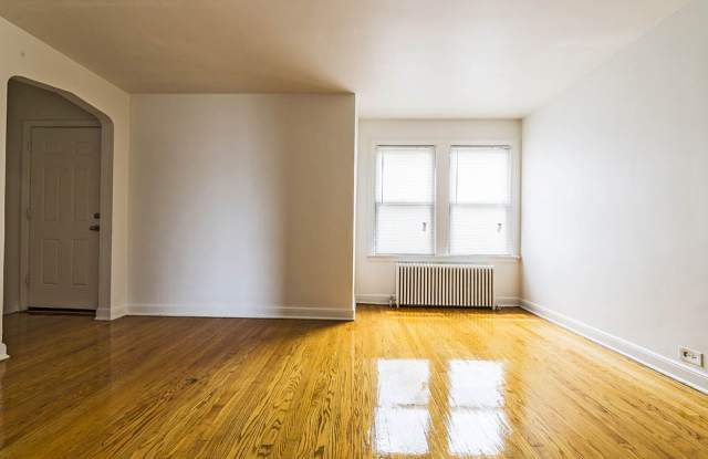 8255 S Maryland Gallery 3