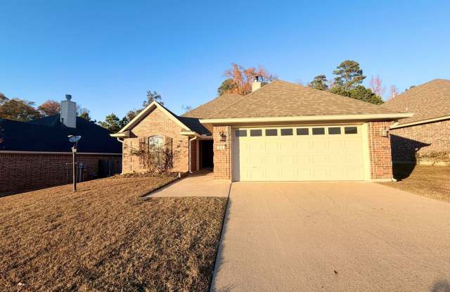 Half off first month rent! Gated Community close to Barksdale Air Force Base... W/Community Pool photos photos