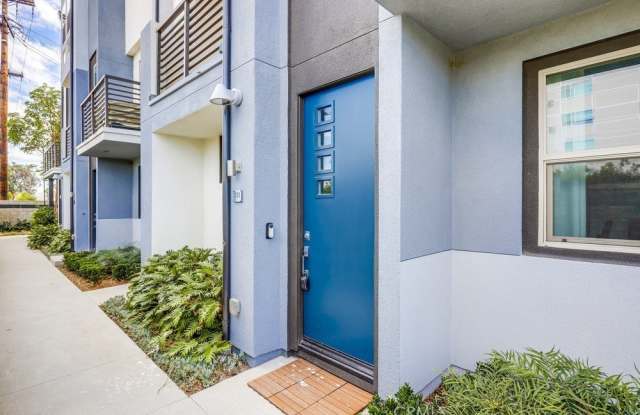 335 Placemark - 335 Placemark, Irvine, CA 92614