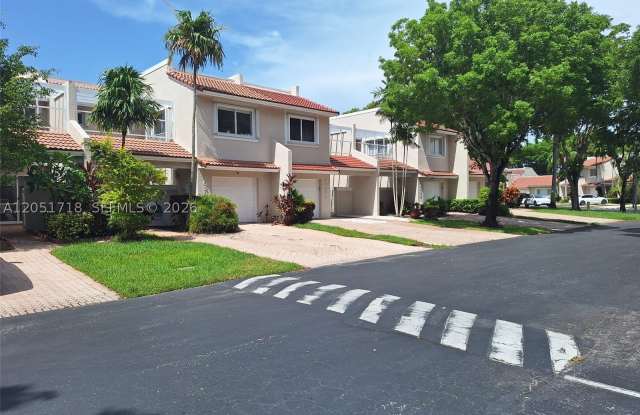 10241 NW 52nd Ter photos photos