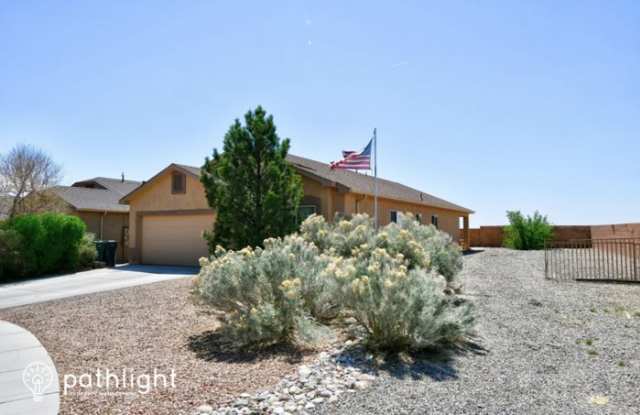 2022 South Ensenada Circle Southeast - 2022 South Ensenada Circle Southeast, Rio Rancho, NM 87124