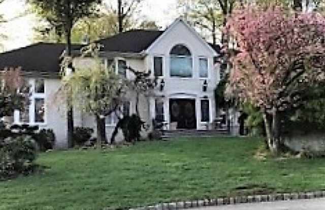 5 New Castle Ct photos photos