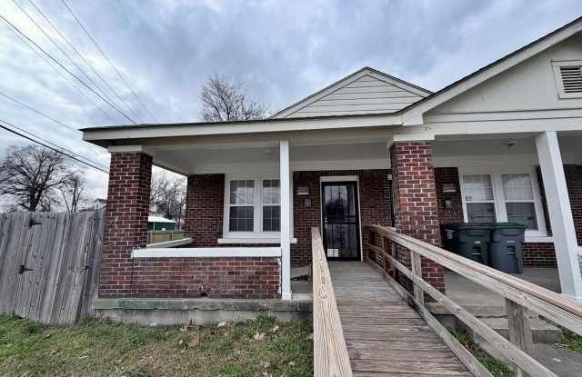 Renovated 2 bedroom Duplex NOW AVAILABLE!! ~ Minutes from midtown/downtown Memphis photos photos