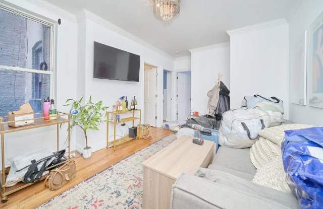 241 E 18th St photos photos