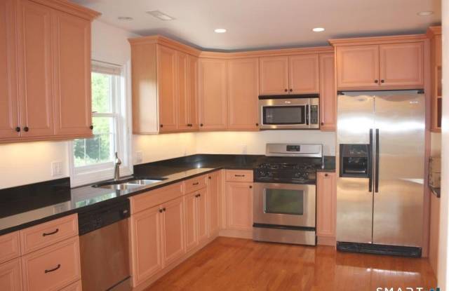 675 High Ridge Road Gallery 2