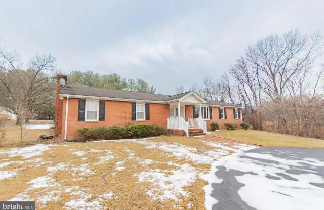 42 WIEST Lane - 42 Wiest Lane, Berkeley County, WV 25420