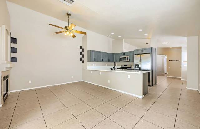 Northwest Las Vegas Home Near Walking Trails & Parks Gallery 4