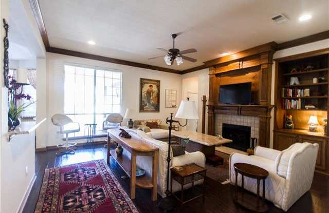 7680 Red Clover Drive Gallery 3
