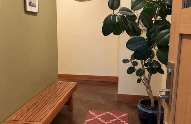728 Aspen Grove Street Gallery 3