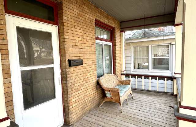 1212 East 3rd Street - 1212 East 3rd Street, Duluth, MN 55805