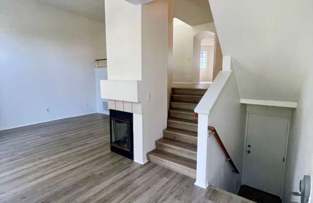 Two Private Suites, Fresh Updates & Poolside Convenience! 2 Bed 2.5 Bath Gallery 3