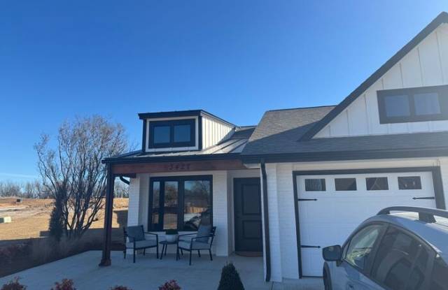 3427 North Ironwood Avenue photos photos