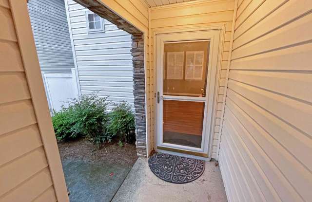 Acworth 2BR Plus Office - Beautiful Interior! Gallery 4