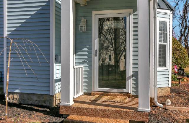 304 Chase Court - 1 Gallery 1