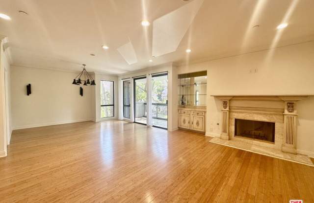 324 North Palm Drive photos photos