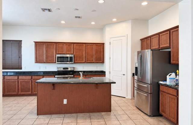 2834 E ALOE Place Gallery 2