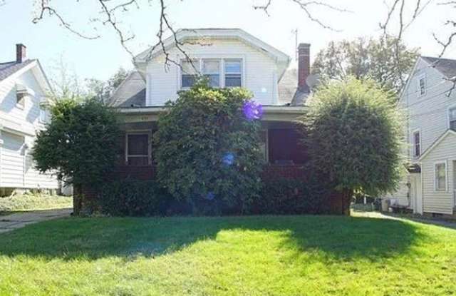 435 W Judson Avenue - 435 West Judson Avenue, Youngstown, OH 44511