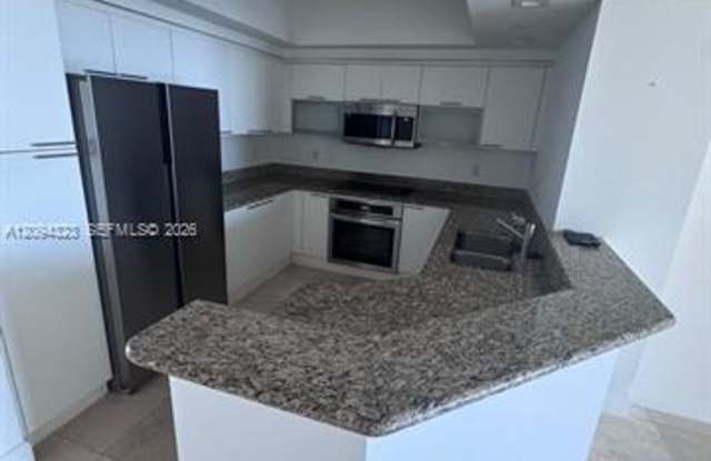 15051 Royal Oaks Ln cu-701, North Miami, FL 33181 Gallery 1