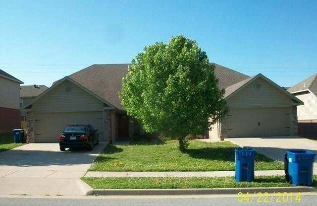 3103  SW Deerfield  BLVD Unit #1 photos photos