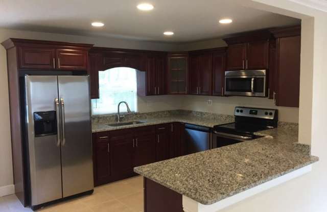 2718 Sunrise Court Gallery 4
