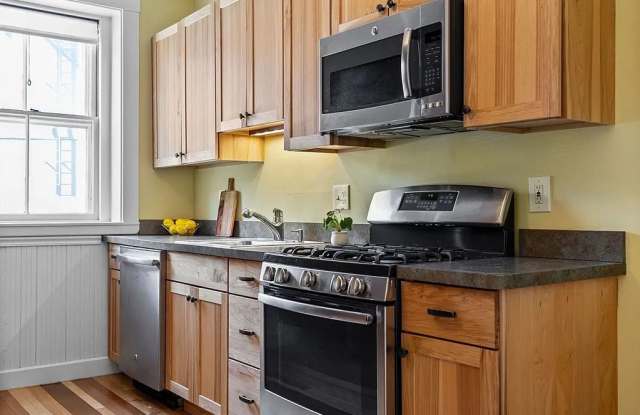 457 Washington St - 457 Washington Street, Newton, MA 02458 457 Washington St - 457 Washington Street, Newton, MA 02458