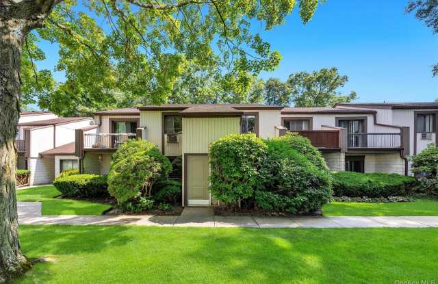 31 Richmond Boulevard photos photos