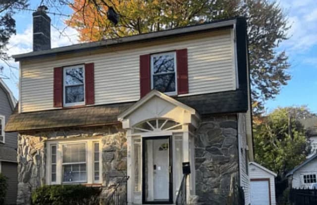 148 Goldsmith Avenue - 148 Goldsmith Avenue, Newark, NJ 07112