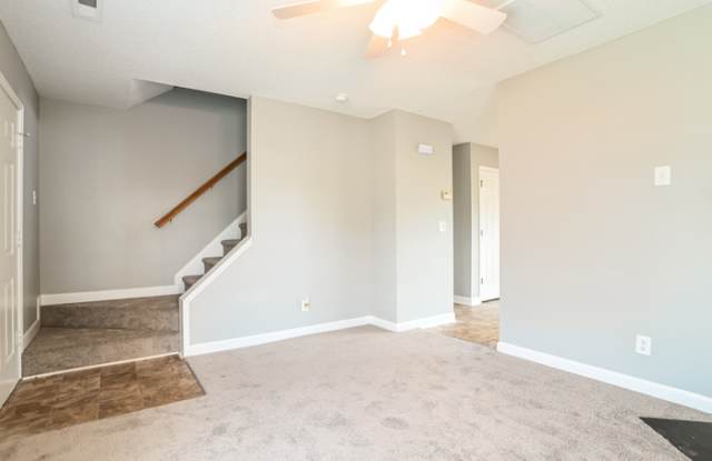 11833 Aubreywood Drive Gallery 2