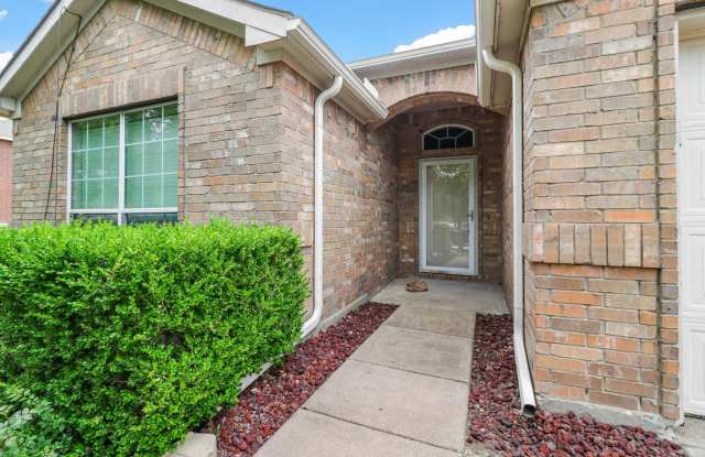 Beautiful 4 Bedroom Home For Lease in Princeton ! Gallery 3