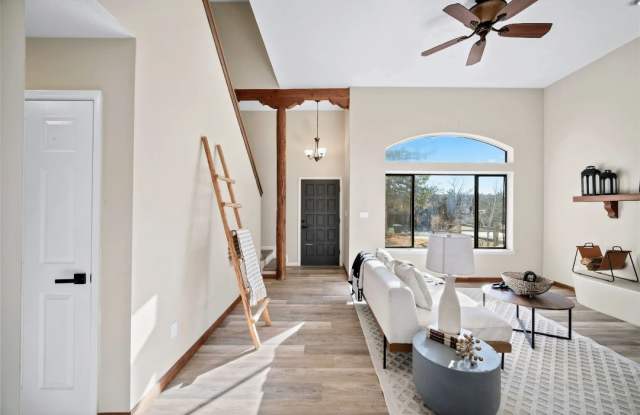 4040 Painted Pony Cir photos photos