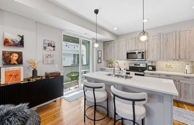 Modern Sloan’s Lake Townhome | Rooftop Deck, Hot Tub & Downtown Views photos photos Modern Sloan’s Lake Townhome | Rooftop Deck, Hot Tub & Downtown Views photos photos