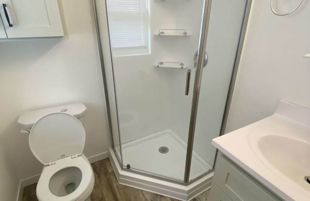 401 E 13th St photos photos 401 E 13th St photos photos