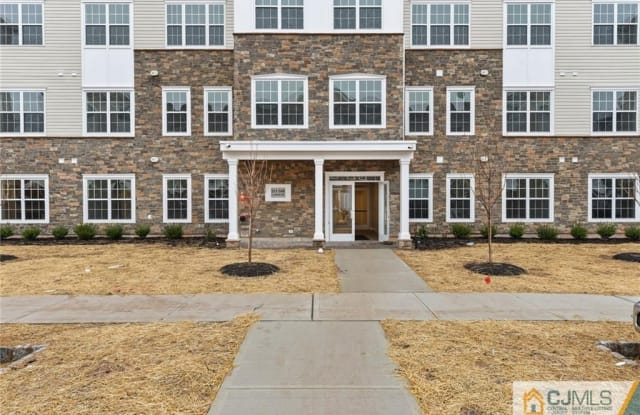 546 Lorhan Drive - 546 Lorhan Drive, Piscataway, NJ 08854
