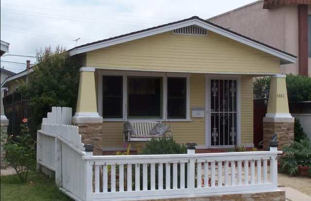 Charming 3 bedroom / 1 Bath House photos photos